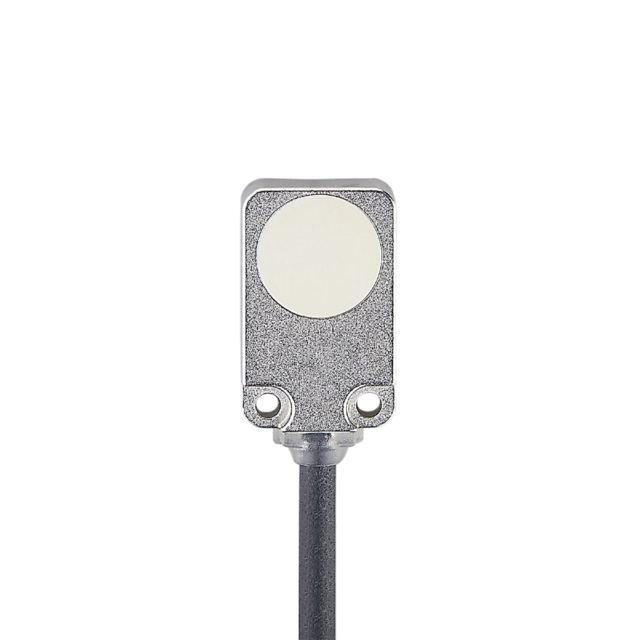 IQ2010: Induktiver Sensor; 20 x 8 x 32 mm; Schaltabstand 8 mm bündig einbaubar;
