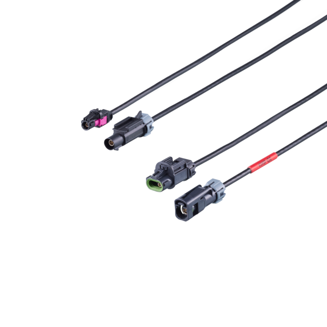E3R108: Adapterkabel-Set; Betriebsspannung < 50 V AC; 0,3 m; Gehäusewerkstoffe G