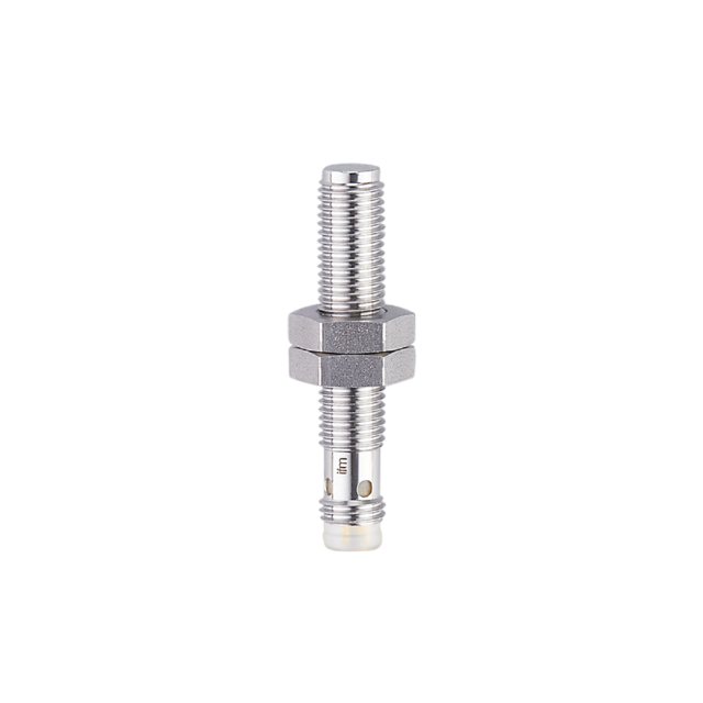 IEC211: Induktiver Sensor; M8 x 1 / L = 45 mm; Schaltabstand 3 mm quasibündig; S
