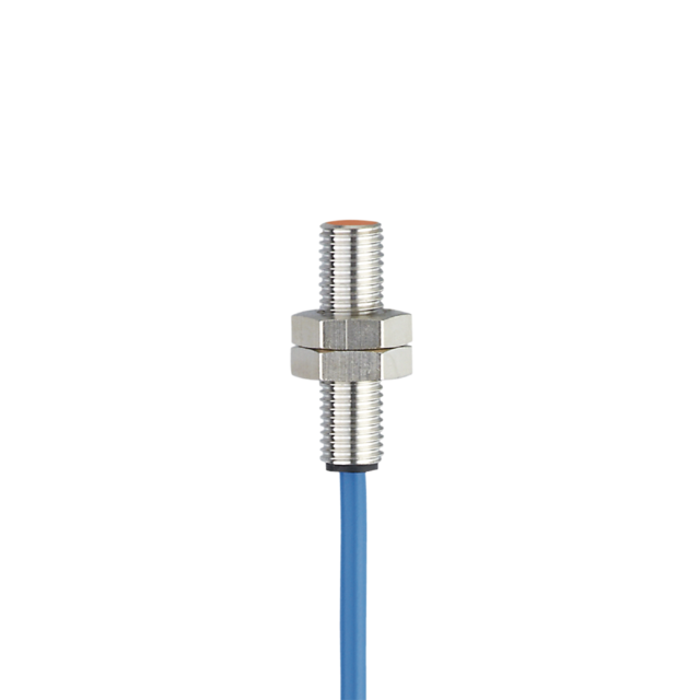 NE5012: Induktiver Sensor; M8 x 1 / L = 30 mm; Schaltabstand 1 mm bündig einbaub