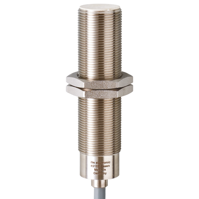 IG6614: Induktiver Sensor; M18 x 1 / L = 70 mm; Schaltabstand 5 mm bündig einbau