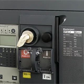 Schneider Electric 47512 – Elektrischer Einschalttaster für MasterPact NT